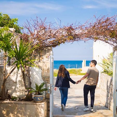 Fronte Mare Villa San Vito  Exterior photo